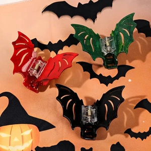 Halloween Fledermaus Haarklammern in Rot Grün und Schwarz mit Glitzer für gruselige Frisuren