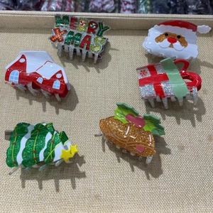 Festive Christmas Hair Claws Acrylic Glitter Santa Claus Christmas Tree Merry Xmas Hair Clips For Women Girls Party Accessories