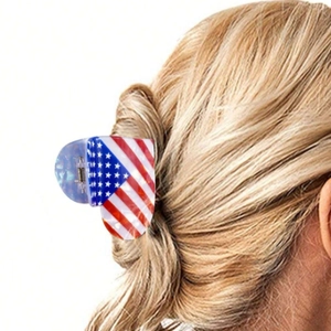 Haarklammer mit US-Flaggen-Muster in Herzform für langes blondes Haar im modischen Design