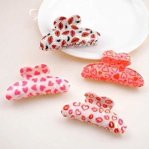 Pince à Cheveux Imprimé Cœur et Lèvres Saint-Valentin Doux PVC Grande Pince Crabe Accessoires Cheveux pour Femmes Filles Fête