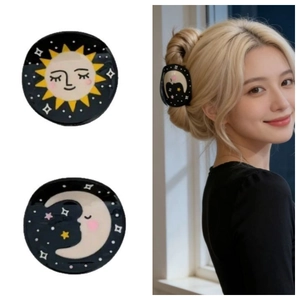 Vintage Round Sun Moon Print Hair Claws Women Cute Black Acrylic Star Pattern Hair Clips Festival Party Hair Accessories
