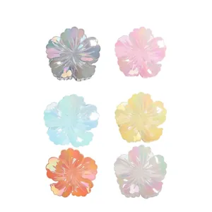 Size chart for colorful floral shell claw clips with dimensions of 7.5cm by 7cm