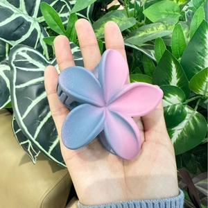 Molla per capelli a forma di fiore di frangipane con sfumatura opaca rosa e blu
