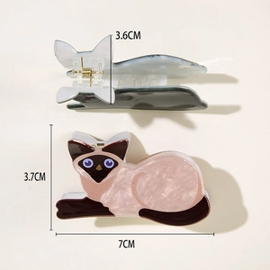 Détail de la pince à cheveux chat siamois en acétate avec dimensions en centimètres