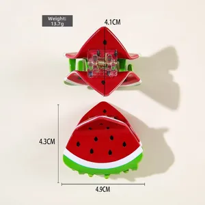 Détails de la pince à cheveux pastèque en PVC avec dimensions et design créatif