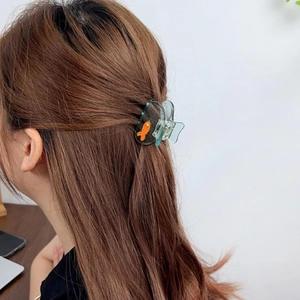 Pince à cheveux mignonne avec poisson rouge en acrylique bleu pour coiffure demi-queue