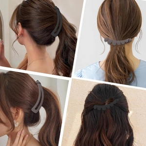 Barrettes banane mates grises et noires pour queues de cheval élégantes et chignons