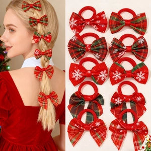 Set di 10 fermagli per capelli natalizi con motivi scozzesi rosso verdi e fiocchi di neve