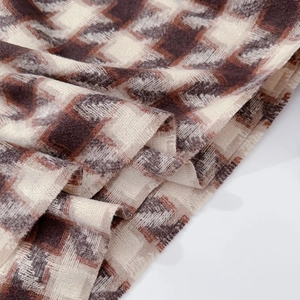 Thick houndstooth scarf with fringe in coffee and cream for winter warmth