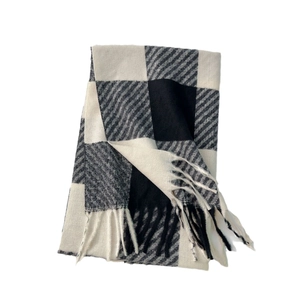 Classic black and white checkered faux cashmere scarf with soft fringes for autumn and winter