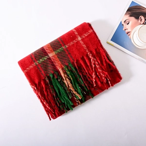 Roter und grüner Karo-Weihnachtsschal mit Fransen, gemütlicher festlicher Kaschmir-Schal