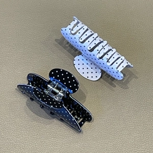 Eleganti mollette per capelli a pois in acrilico bianco e nero set stile minimalista