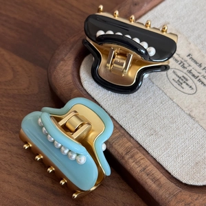 Elegant French style acetate hair claw clips with pearls in black and mint green colors