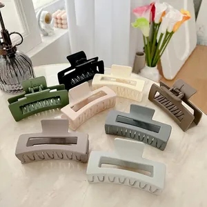 Grande Pince à Cheveux Mate pour Femmes Résine Géométrique Creuse Carrée Antidérapante Style Coréen Accessoires Cheveux