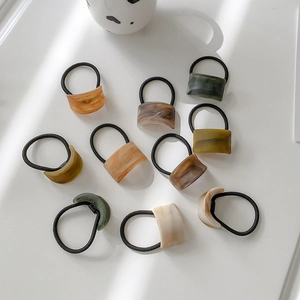 Elastici per Capelli in Resina con Motivo Marmorizzato e Venature del Legno Minimalisti per Donna Corda per Capelli Geometrica ad Alta Elasticità