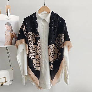 Vintage Floral Polka Dot Print Polyester Square Scarf For Women Large Shawl Wraps Elegant Fashion Neck Scarf Fringe Edge