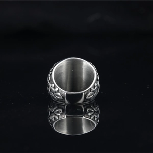 Retro hexagram star titanium steel ring for men with vintage geometric engraving