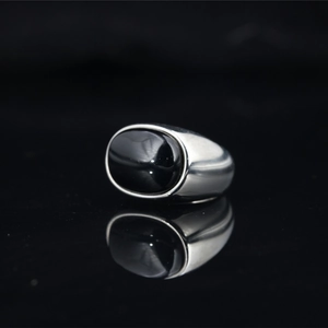 Bague vintage classique avec pierre oeil de tigre ovale et anneau en acier poli argent