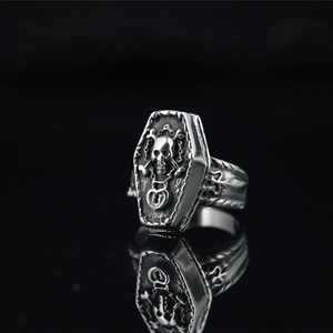 Bague Cercueil Crâne Gothique Vintage en Acier Inoxydable pour Hommes Femmes Punk Rétro Squelette Bijoux Halloween Cadeau