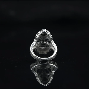 Bague couronne rétro pour homme en finition argentée avec textures sculptées complexes