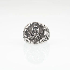 Retro stainless steel pirate skull ring with crossed swords and steering wheel details