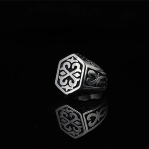 Vintage Hexagon Signet Ring Titanium Steel Celtic Knot Engraved Gothic Punk Band For Men Retro Biker Jewelry