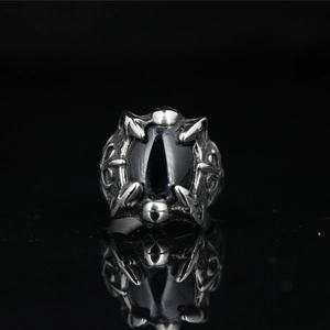 Gothic dragon claw ring with black oval gemstone in vintage punk stainless steel