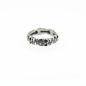 Vintage punk skull ring in silver stainless steel with gothic distressed metal details