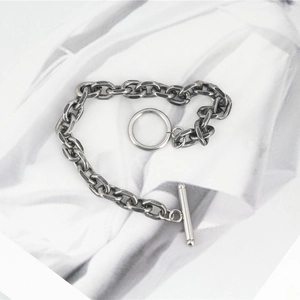 Bracciale rétro in acciaio inossidabile a maglia con chiusura a barra a T minimalista