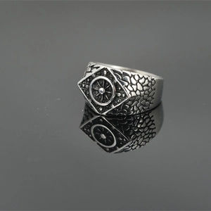 Vintage Punk Titanium Steel Ship Helm Seal Ring For Men Nautical Style Scale Texture Geometric Rhombic Oxidized Signet Ring