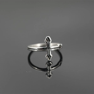 Retro punk style stainless steel cross ring with embossed gothic design and silver finish