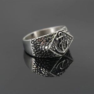 Anello ancora nautica da uomo con trama a squame di pesce in acciaio argento vintage