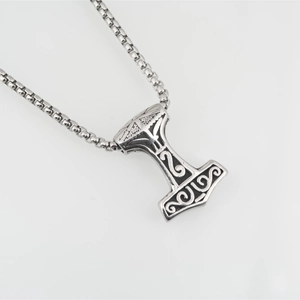 Collana con ciondolo martello di Thor vichingo nordico con catena quadrata in acciaio inossidabile