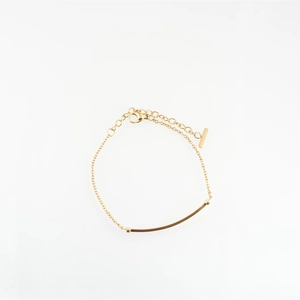 Minimalistisches goldenes Smile T-Bar Armband mit verstellbarer Gliederkette