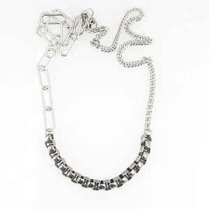 Minimalist stainless steel spliced Cuban chain necklace with a vintage silver finish