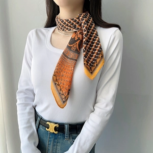 Elegant Retro Horse Pattern Printed Square Scarf For Women Fashion Satin Neck Scarf Commute Head Scarf Accessory