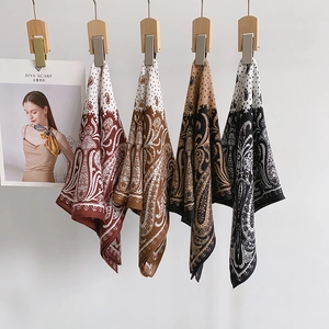 Französische Retro-Quadrat-Schals mit Paisley- und Fischgrätenmuster für Damen