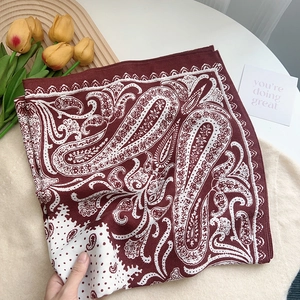 Französisches Paisley-Seidentuch in Burgund und Beige mit edlem Fischgrätenmuster