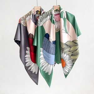 Grand Foulard Carré Imprimé Fleuri Figure Artistique Femmes Élégant Châle en Satin Doux Foulard de Mode Wrap