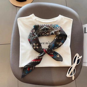 Carré De Soie En Satin De Polyester Imprimé Bohème Cachemire Vintage Américain Foulard Polyvalent Femme Bandana Mode