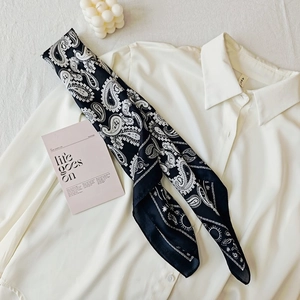 Vintage Paisley Pattern Satin Square Scarf For Women Elegant Silk Feel Bandana Neck Wrap Fashion Hair Accessories Headscarf