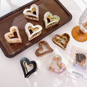 Korean Style Hollow Heart Acetate Hair Claw Fashionable Alloy Metal Shark Clip For Women Hair Styling Accessories