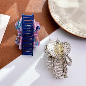 Chic butterfly hair claw clips made of acetate fiber for elegant long hair styling