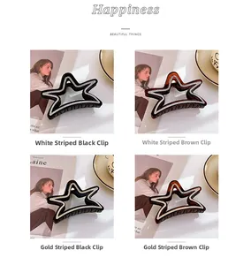 Comparaison détaillée de quatre pinces à cheveux étoiles avec strass et fini brillant
