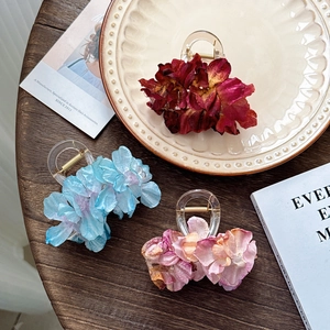 Vintage Chinese Style Camellia Flower Hair Claw Clip Elegant Fabric Flower Resin Hair Accessory For Women Bridal Party