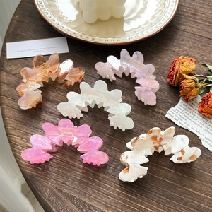 Elegant Arched Wavy Acetate Hair Claw Clip Large Shark Clip Pearlescent Iridescent Marbled Hair Accessories For Women Hair Styling
