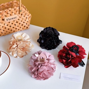 Eleganter Großer Rosenblüten Haarklammer Satin Stoff Strass Hai Clip Französisch Romantisch Haarschmuck Für Damen
