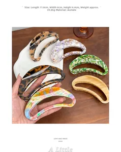 Detailed size view of the 11.8cm acetate hollow tortoise shell hair claw clip
