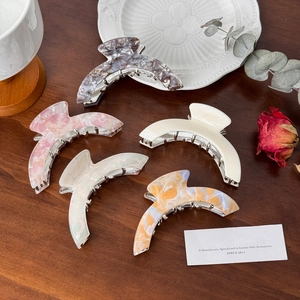 French Style Large Acrylic Hair Claw Clip Elegant Marble Pattern Shark Clip For Women Thick Hair Accessories Non-Slip Clamp