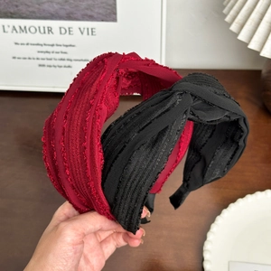 Retro padded headband with pearls and rhinestones in black and dark red twisted fabric